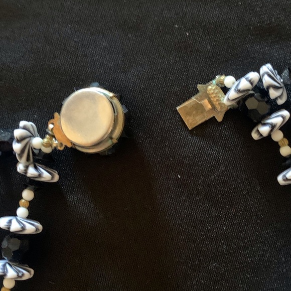 Vintage 50’s Era Black/White Double Strand Beads - Picture 6 of 8